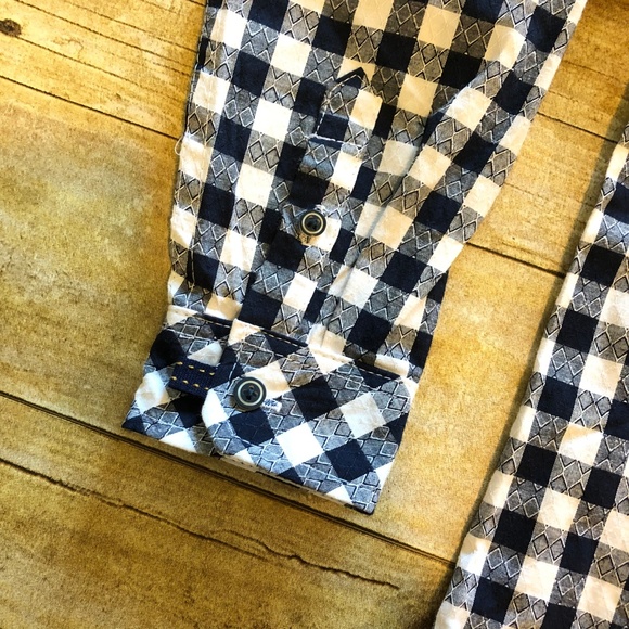 Black White Check Long Roll Tab Sleeve Button - Picture 6 of 8